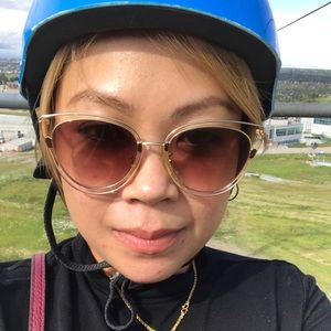 Meet your Posher, Rica isabel ramirez